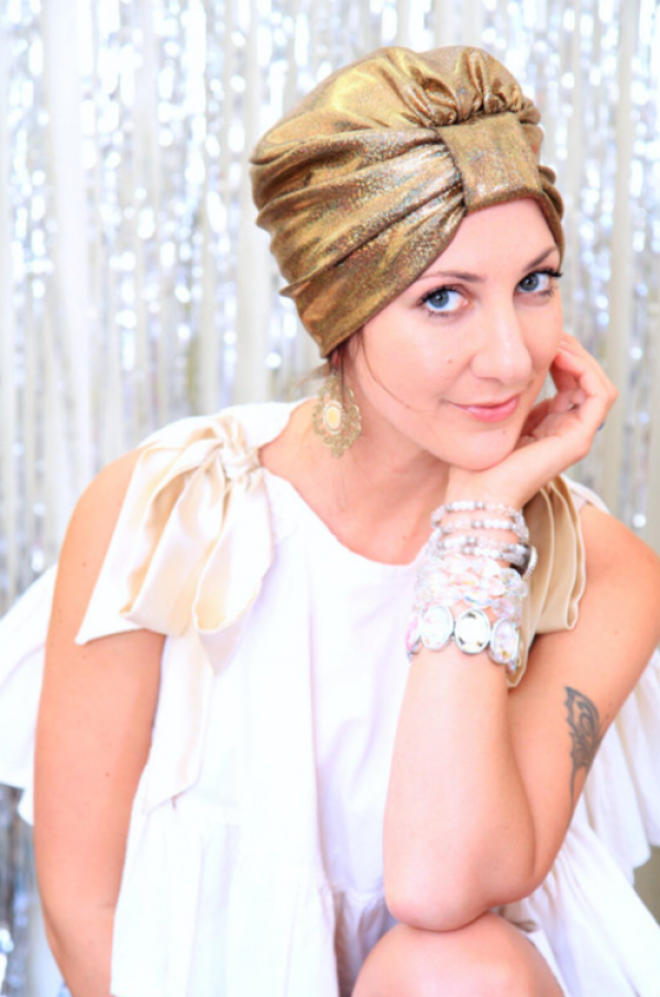 Topi Turban Berwarna Metalik